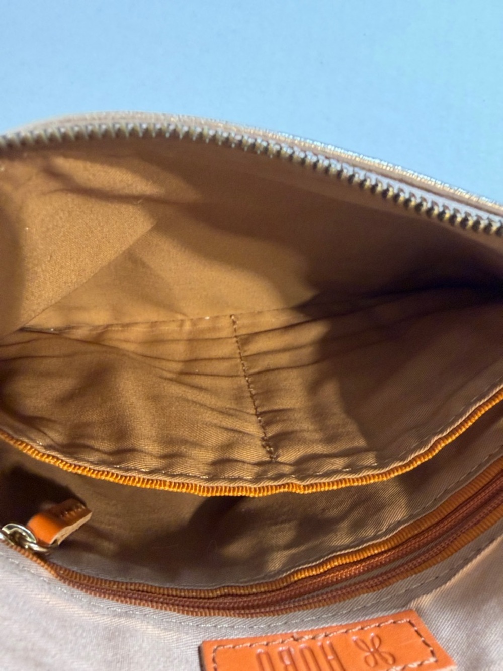 HOBO Darcy Leather Crossbody Bag - Picture 9 of 11